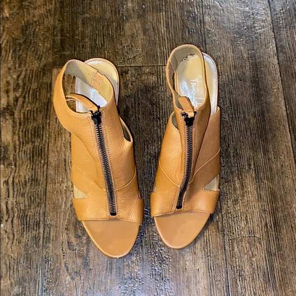 Franco sarto heels - Picture 3 of 6